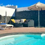 Siempre Mar Villa